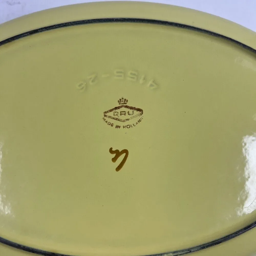 DRU Yellow Tulip Enamel Cast Iron Casserole Baking Dish 36 Holland Vintage